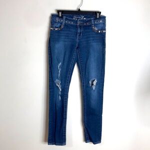 Seven7 ladies distressed dark wash skinny jeans size 28